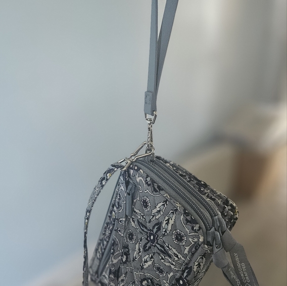 Vera Bradley Crossbody Wallet - Picture 7 of 8